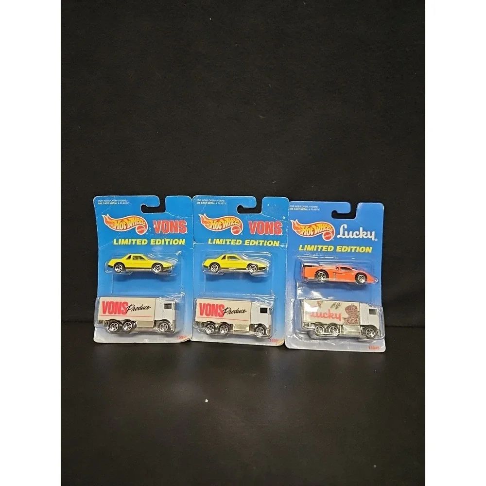 1996 Vintage Hot Wheels Limited Edition 2 Car Pack Lucky Truck w/ GT RACER All 3